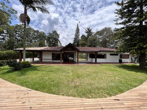 Visita a Casa campestre Contuamor